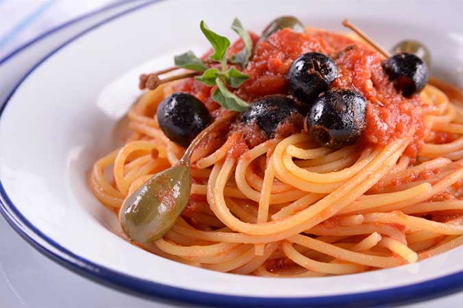 Spaghetti a la putanesca
